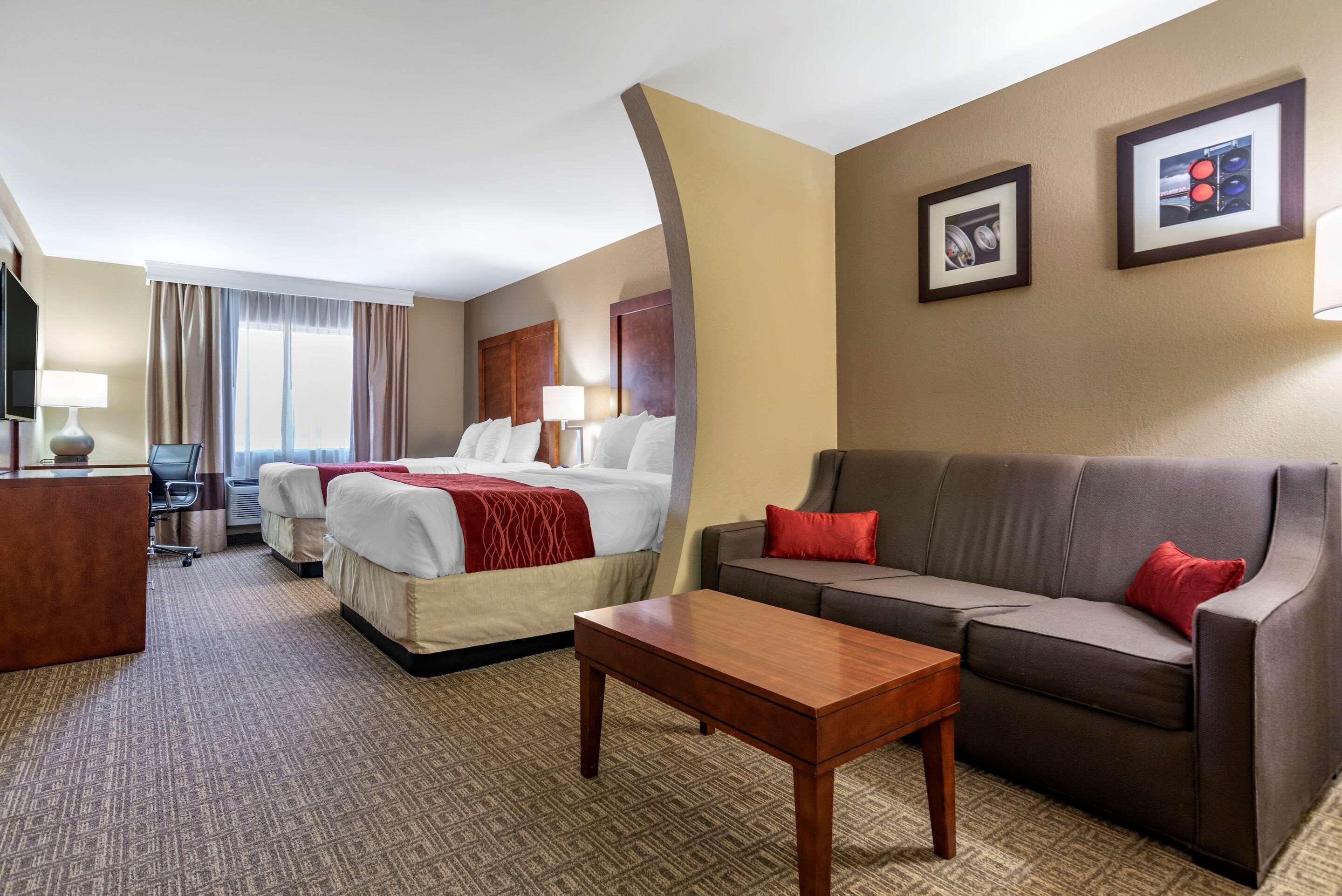 Comfort Inn & Suites Leeds I-20 מראה חיצוני תמונה